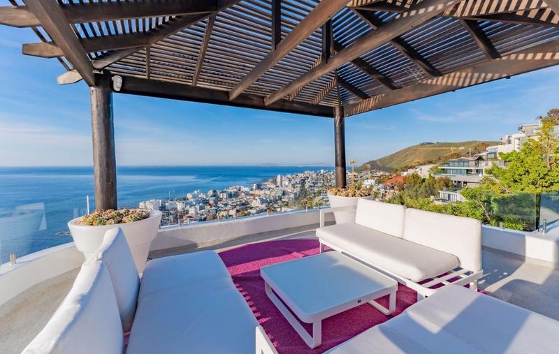 6 Bedroom Property for Sale in Bantry Bay Western Cape